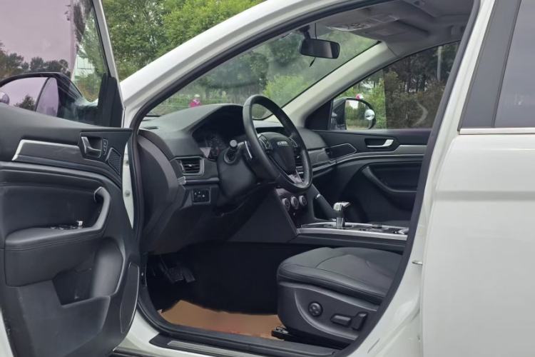 Used Haval H6 2018 Red-Label Sport Edition 1.5T Automatic Two-Wheel Drive Elite Model Interior 2