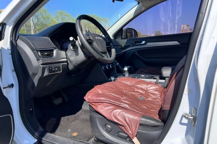 Used Haval H6 2018 Red-Label Sport Edition 1.5T Automatic Two-Wheel Drive Elite Model Interior 2