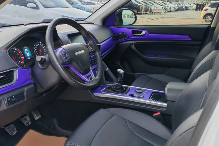Used Haval H6 2018 Blue Label Sport Edition 1.5T Manual Two-Wheel Drive Elite Model Interior 3