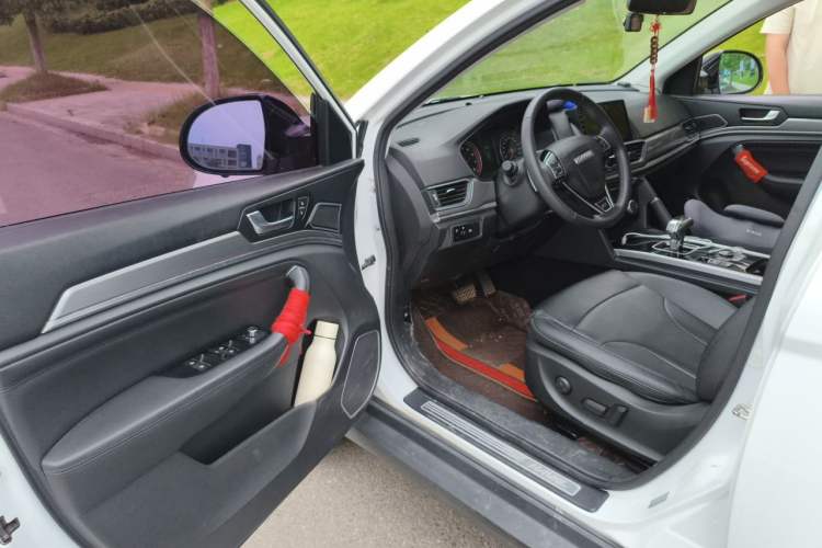 Used Haval H6 2018 Red-Label Sport Edition 1.5T Automatic Two-Wheel Drive Elite Model Interior 3