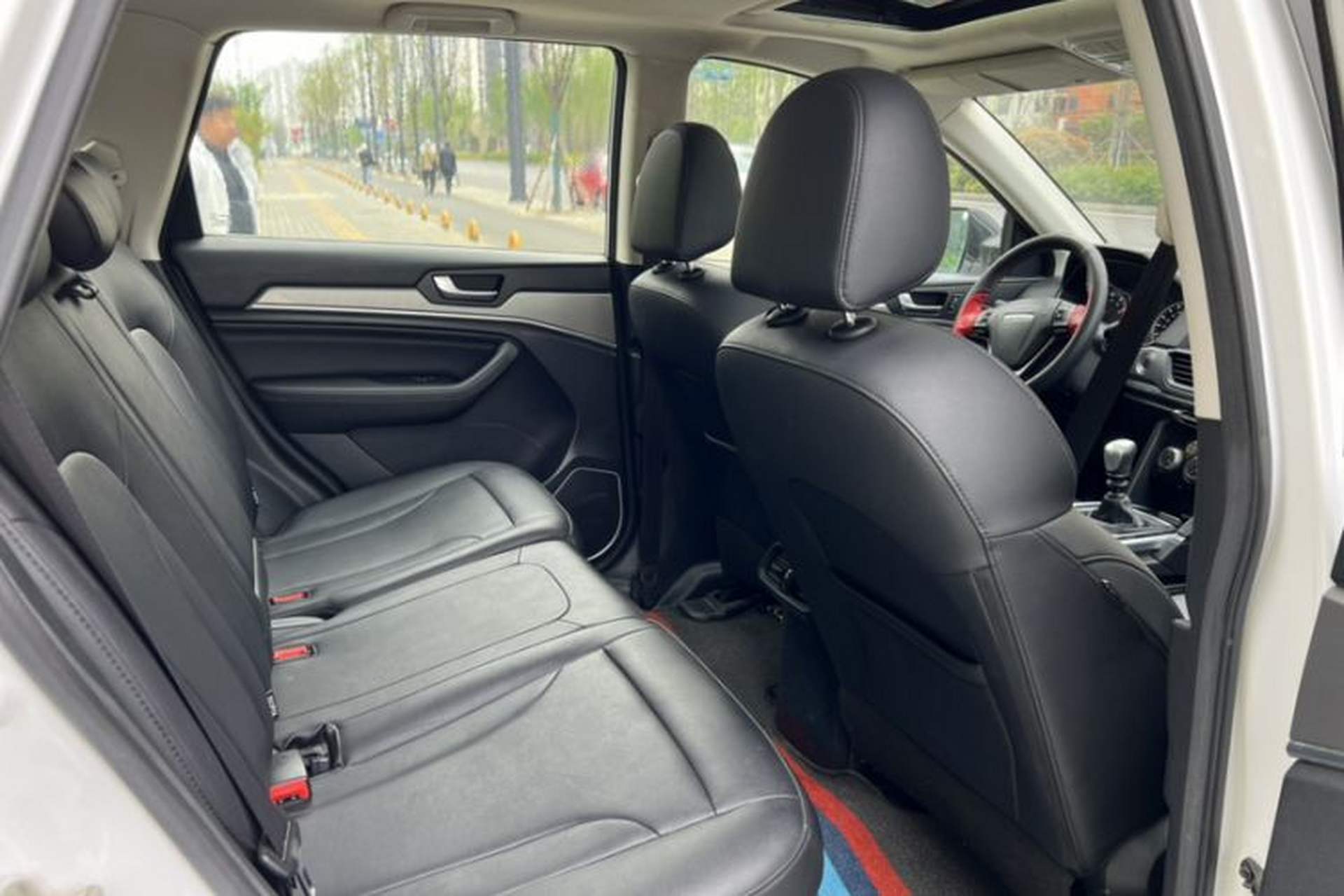 Used Haval H6 2018 Red-Label Sport Version 1.5T Manual Two-Wheel Drive Elite Model Interior 4
