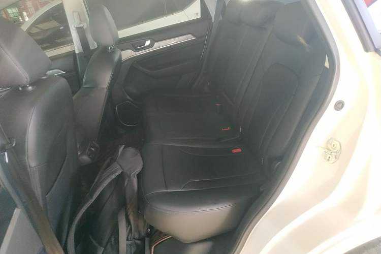 Used Haval H6 2018 Sport Edition 1.5T Automatic Two-Wheel Drive Elite Model China V Standard Interior 4
