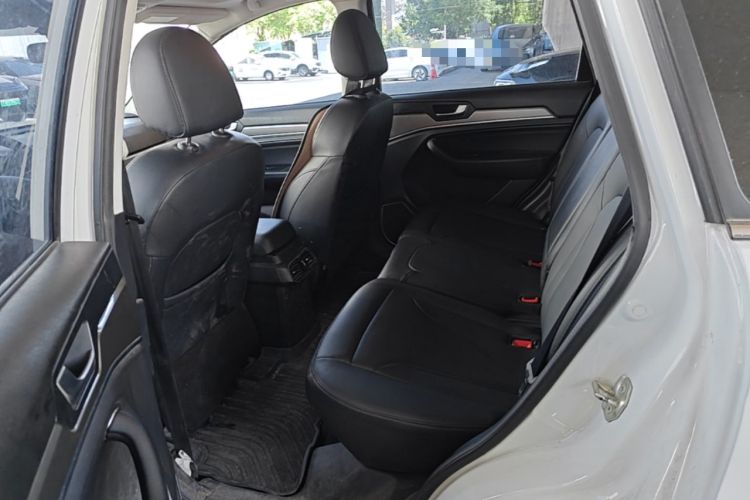 Used Haval H6 2018 Red-Label Sport Version 1.5T Manual Two-Wheel Drive Elite Model Interior 4