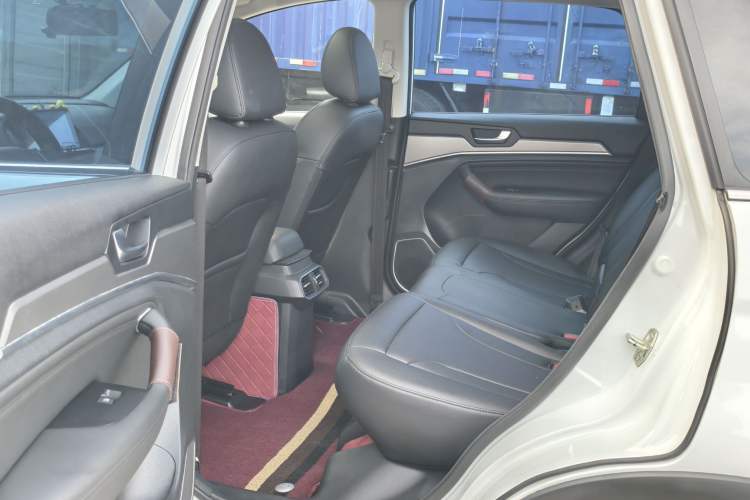 Used Haval H6 2018 Red-Label Sport Edition 1.5T Automatic Two-Wheel Drive Elite Model Interior 5