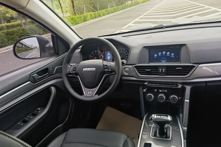 Used Haval H6 2018 Sport Edition 1.5T Automatic Two-Wheel Drive Elite Model China V Standard Interior 5
