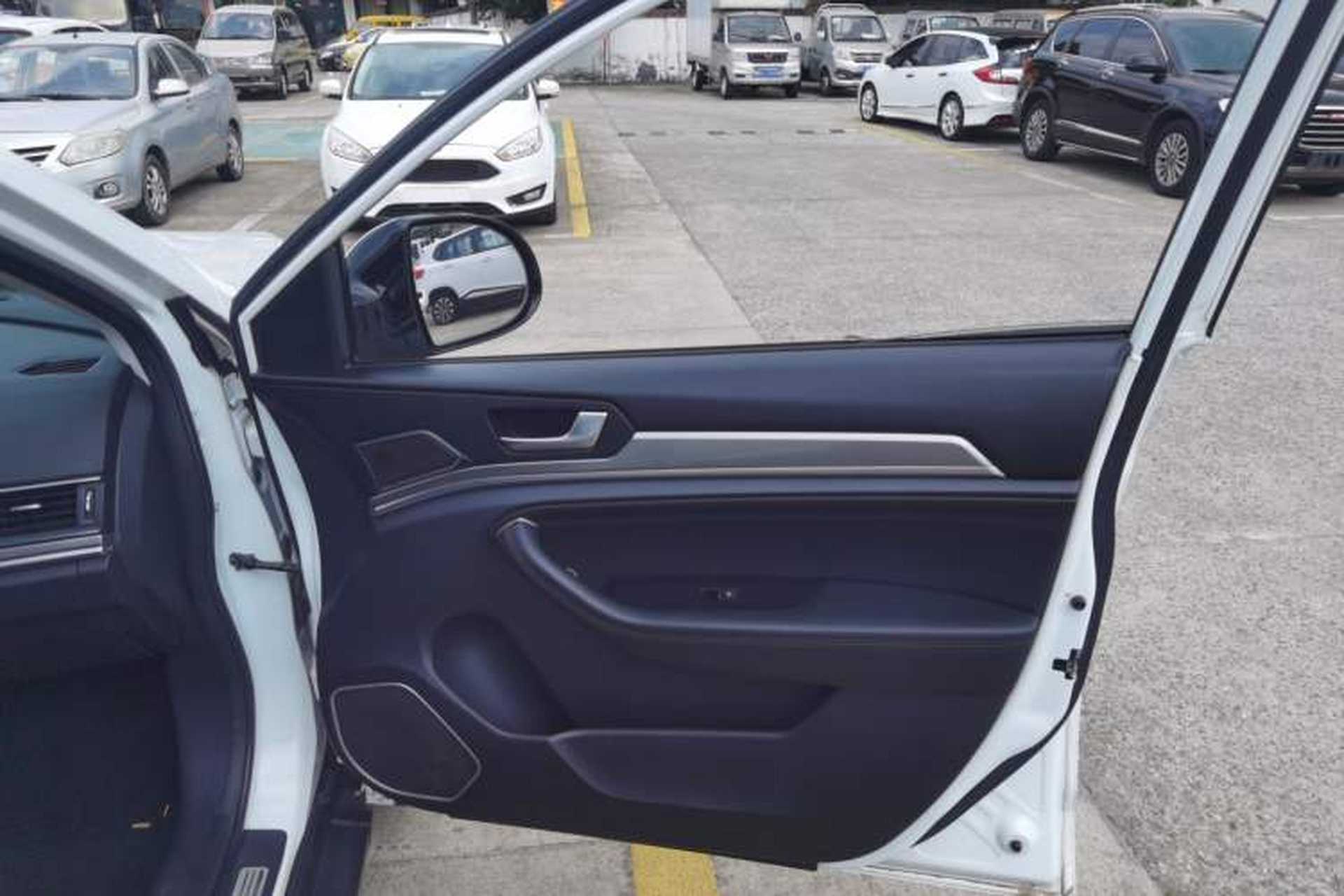 Used Haval H6 2018 Blue Label Sport Edition 1.5T Automatic Two-Wheel Drive Elite Model Interior 6