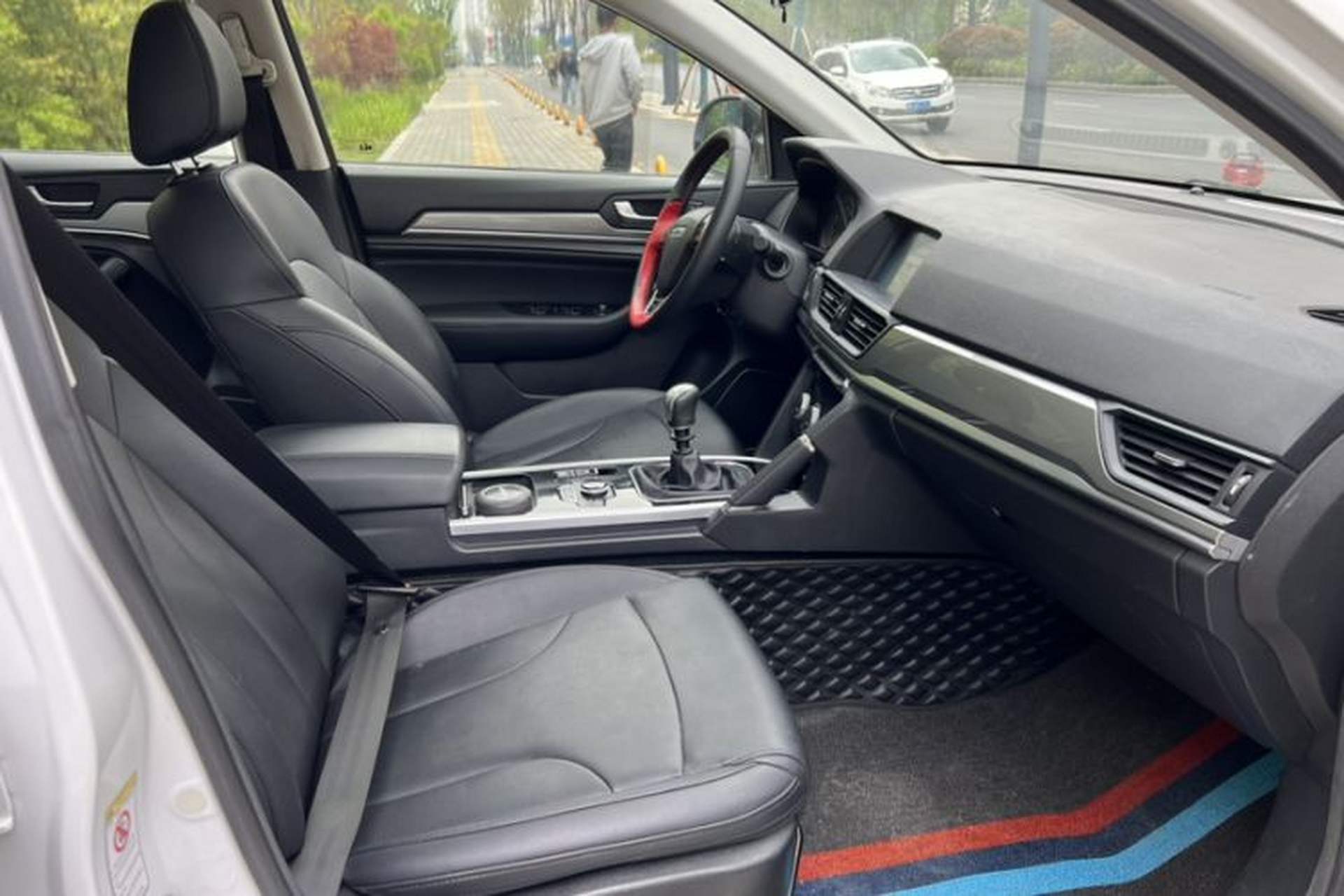 Used Haval H6 2018 Red-Label Sport Version 1.5T Manual Two-Wheel Drive Elite Model Interior 7