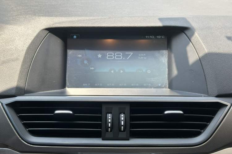 Used Haval H6 2018 Red-Label Sport Version 1.5T Manual Two-Wheel Drive Elite Model Interior 9