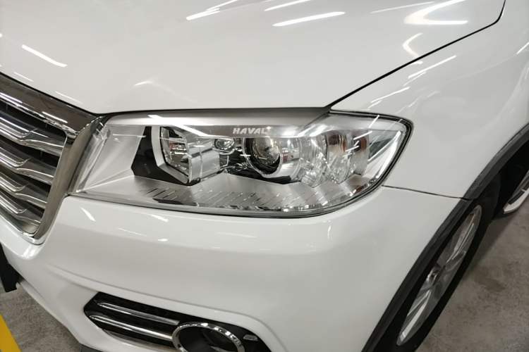 Used Haval H6 2018 Sport Edition 1.5T Automatic Two-Wheel Drive Elite Model China V Standard Left Front Headlight