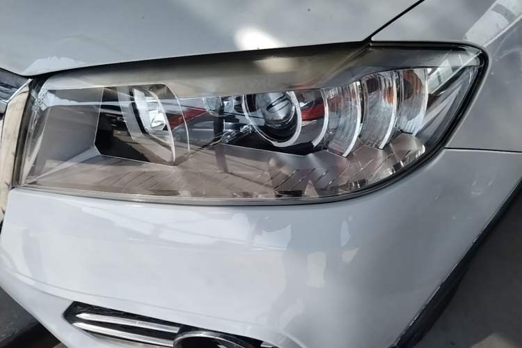 Used Haval H6 2018 Red-Label Sport Edition 1.5T Automatic Two-Wheel Drive Elite Model Left Front Headlight