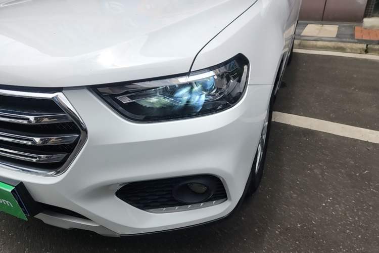 Used Haval H6 2018 Blue Label Sport Edition 1.5T Automatic Two-Wheel Drive Elite Model Left Front Headlight