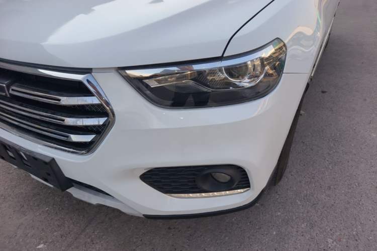 Used Haval H6 2018 Blue Label Sport Edition 1.5T Automatic Two-Wheel Drive Elite Model Left Front Headlight