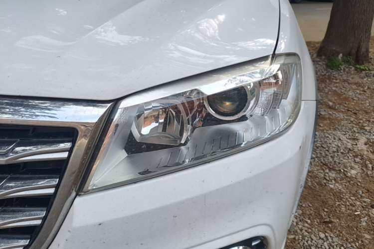 Used Haval H6 2018 Red-Label Sport Version 1.5T Manual Two-Wheel Drive Elite Model Left Front Headlight