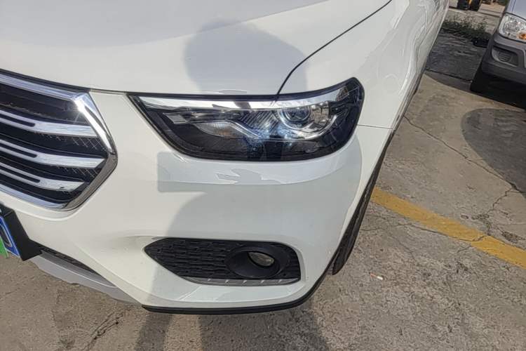 Used Haval H6 2018 Blue Label Sport Edition 1.5T Automatic Two-Wheel Drive Elite Model Left Front Headlight