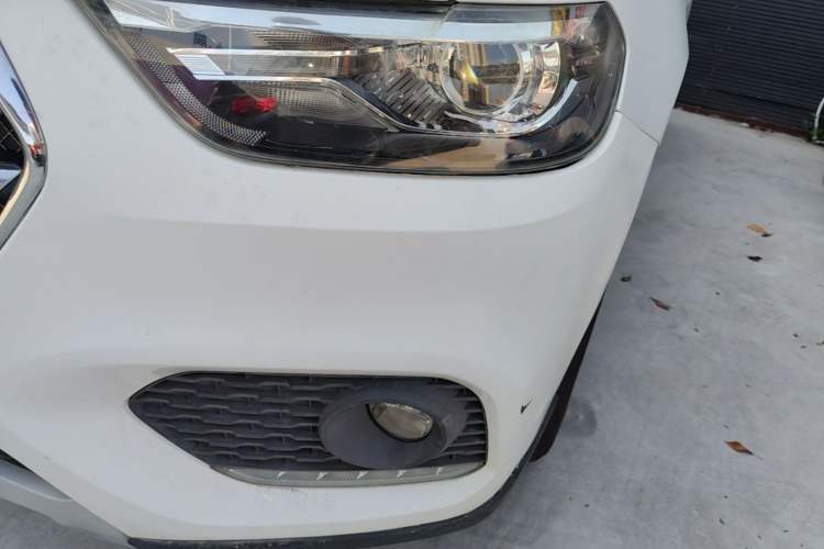Used Haval H6 2018 Blue Label Sport Edition 1.5T Automatic Two-Wheel Drive Elite Model Left Front Headlight