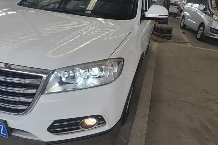 Used Haval H6 2018 Sport Edition 1.5T Automatic Two-Wheel Drive Elite Model China V Standard Left Front Headlight