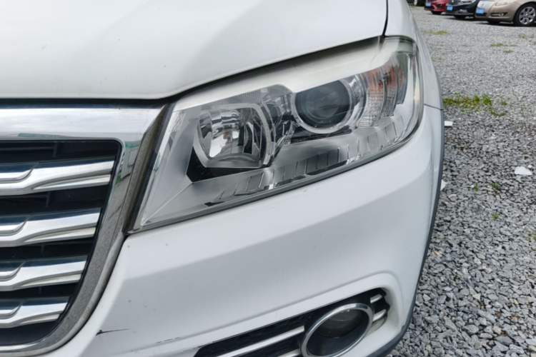 Used Haval H6 2018 Red-Label Sport Edition 1.5T Automatic Two-Wheel Drive Elite Model Left Front Headlight