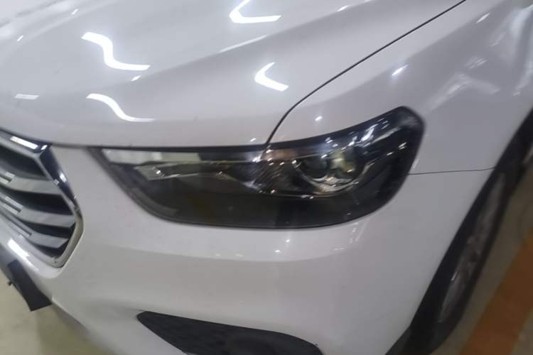 Used Haval H6 2018 Sport Edition 1.5T Manual Two-Wheel Drive Elite Model China V Standard Left Front Headlight