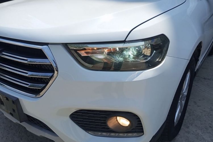 Used Haval H6 2018 Sport Edition 1.5T Automatic Two-Wheel Drive Elite Model China V Standard Left Front Headlight