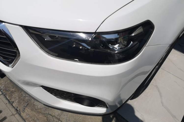 Used Haval H6 2018 Blue Label Sport Edition 1.5T Automatic Two-Wheel Drive Elite Model Left Front Headlight