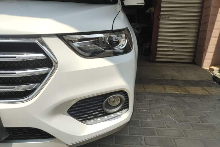 Used Haval H6 2018 Blue Label Sport Edition 1.5T Automatic Two-Wheel Drive Elite Model Left Front Headlight