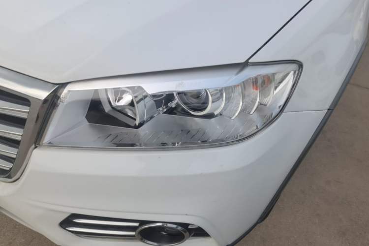 Used Haval H6 2018 Sport Edition 1.5T Automatic Two-Wheel Drive Prestige Model China V Standard Left Front Headlight