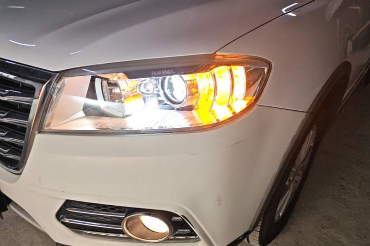 Used Haval H6 2018 Red-Label Sport Edition 1.5T Automatic Two-Wheel Drive Elite Model Left Front Headlight