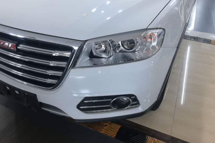 Used Haval H6 2018 Red-Label Sport Edition 1.5T Automatic Two-Wheel Drive Elite Model Left Front Headlight