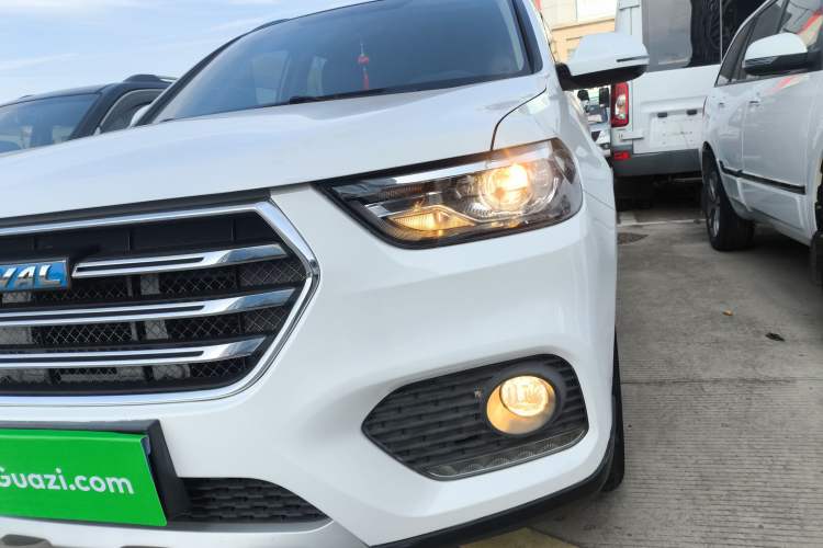 Used Haval H6 2018 Blue Label Sport Edition 1.5T Automatic Two-Wheel Drive Elite Model Left Front Headlight