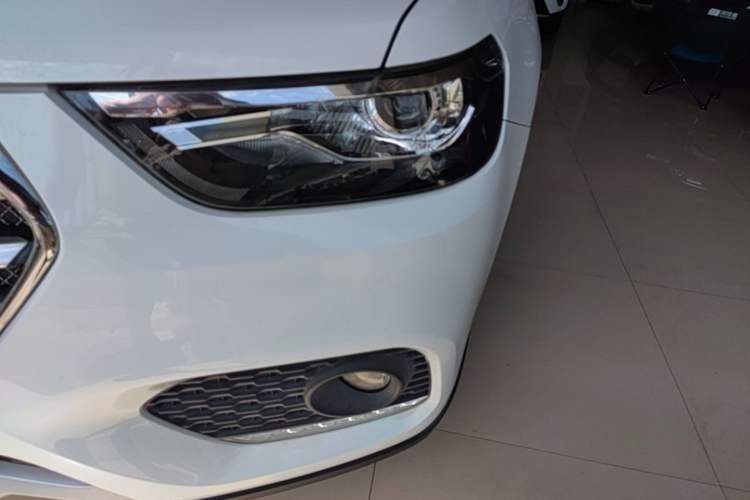 Used Haval H6 2018 Blue Label Sport Edition 1.5T Automatic Two-Wheel Drive Elite Model Left Front Headlight