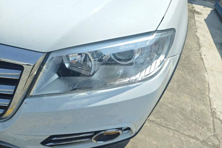 Used Haval H6 2018 Red-Label Sport Edition 1.5T Automatic Two-Wheel Drive Prestige Model Left Front Headlight
