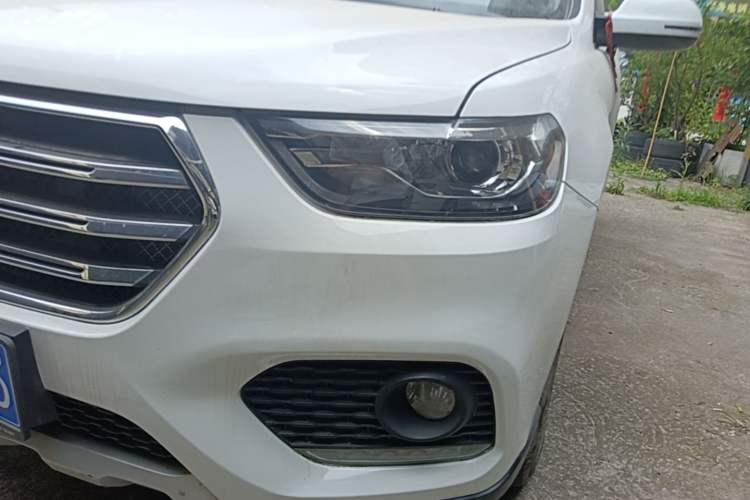 Used Haval H6 2018 Blue Label Sport Edition 1.5T Automatic Two-Wheel Drive Elite Model Left Front Headlight