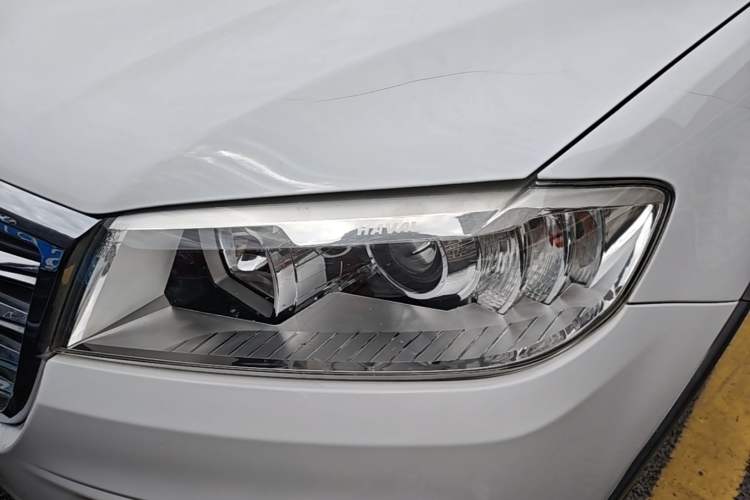 Used Haval H6 2018 Red-Label Sport Edition 1.5T Automatic Two-Wheel Drive Elite Model Left Front Headlight