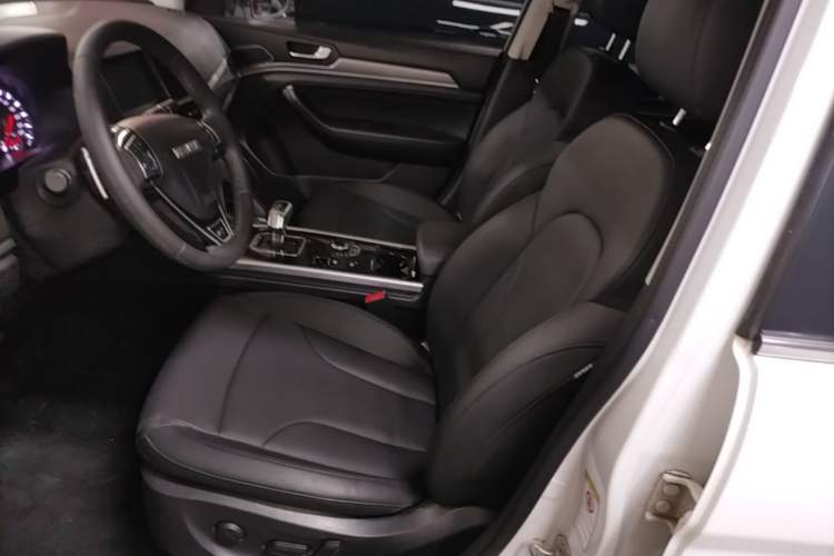 Used Haval H6 2018 Sport Edition 1.5T Automatic Two-Wheel Drive Elite Model China V Standard Left Front Seat
