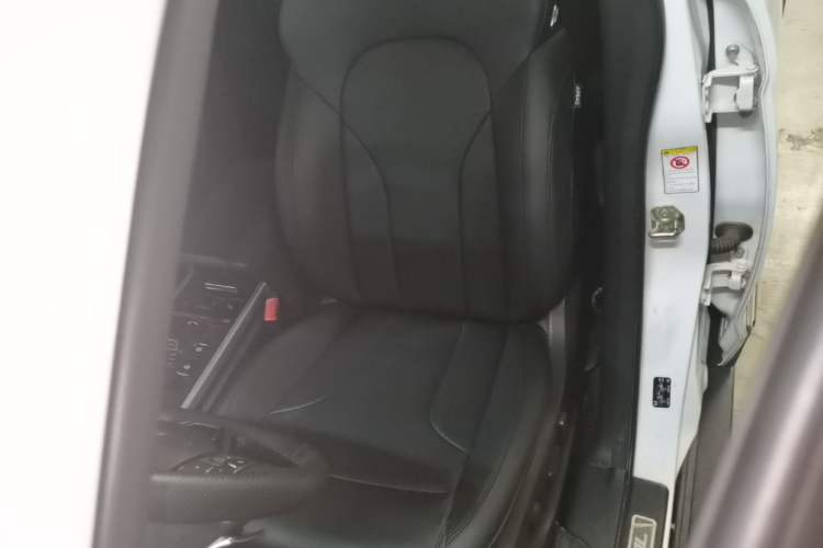 Used Haval H6 2018 Red-Label Sport Edition 1.5T Automatic Two-Wheel Drive Elite Model Left Front Seat