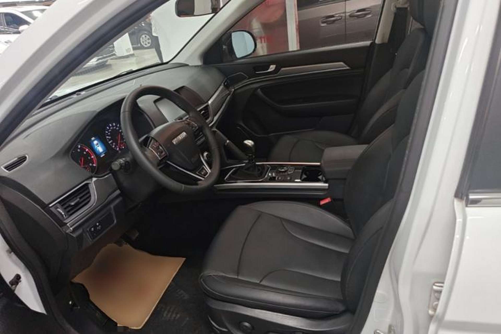 Used Haval H6 2018 Red-Label Sport Version 1.5T Manual Two-Wheel Drive Elite Model Left Front Seat
