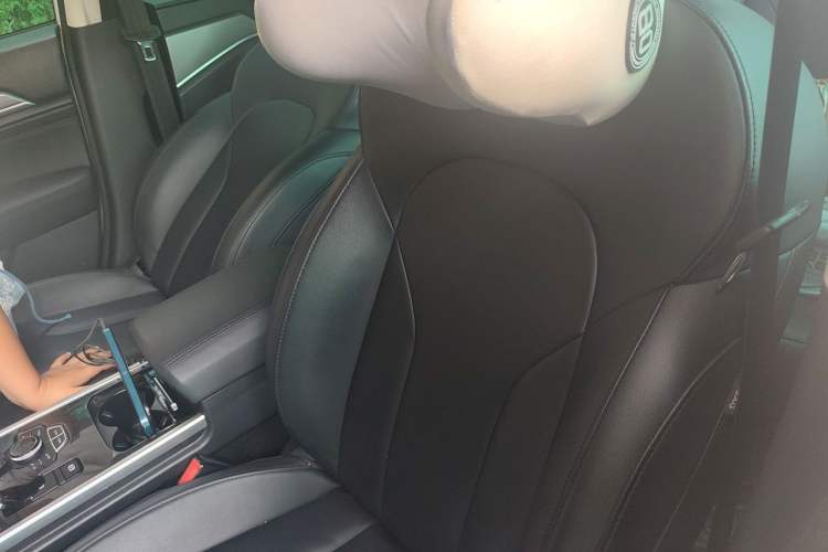 Used Haval H6 2018 Sport Edition 1.5T Automatic Two-Wheel Drive Elite Model China V Standard Left Front Seat