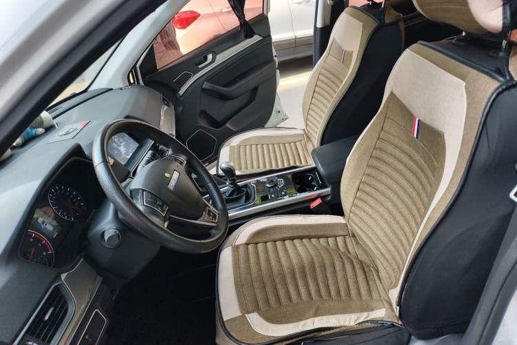 Used Haval H6 2018 Sport Edition 1.5T Manual Two-Wheel Drive Elite Model China V Standard Left Front Seat