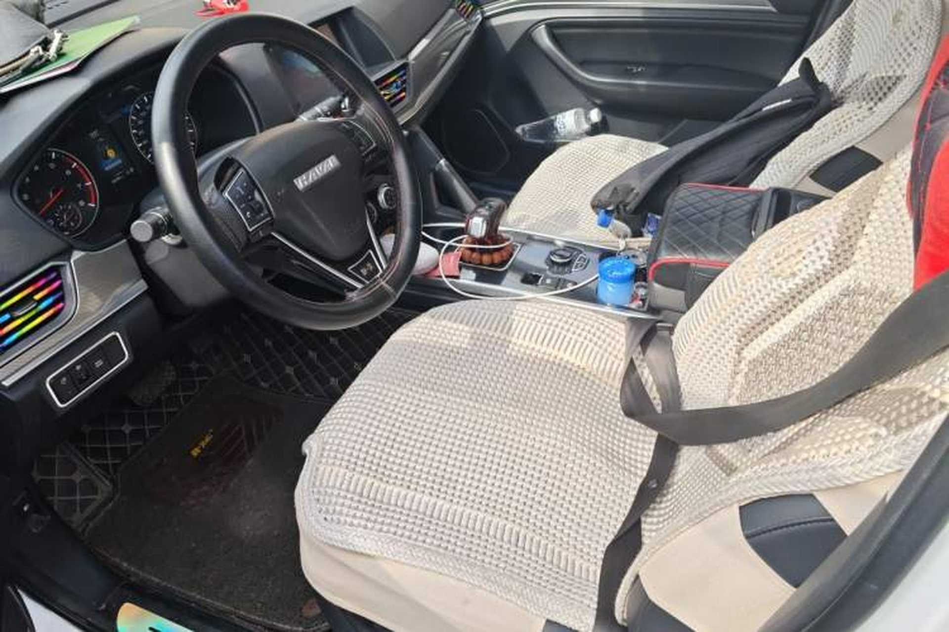 Used Haval H6 2018 Sport Edition 1.5T Automatic Two-Wheel Drive Elite Model China V Standard Left Front Seat