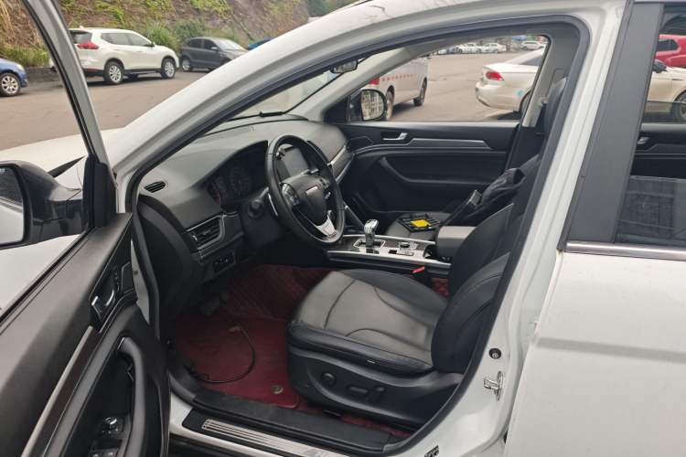 Used Haval H6 2018 Sport Edition 1.5T Automatic Two-Wheel Drive Elite Model China V Standard Left Front Seat