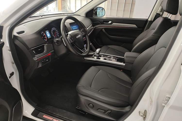 Used Haval H6 2018 Red-Label Sport Edition 1.5T Automatic Two-Wheel Drive Prestige Model Left Front Seat