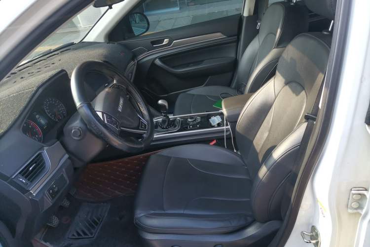 Used Haval H6 2018 Red-Label Sport Version 1.5T Manual Two-Wheel Drive Elite Model Left Front Seat