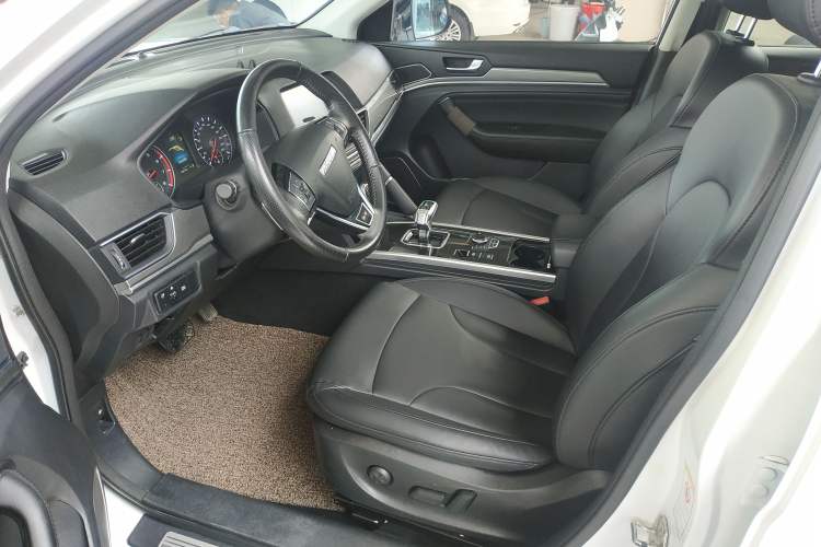Used Haval H6 2018 Red-Label Sport Edition 1.5T Automatic Two-Wheel Drive Elite Model Left Front Seat