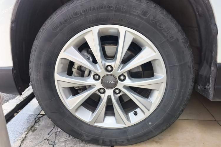 Used Haval H6 2018 Sport Edition 1.5T Automatic Two-Wheel Drive Elite Model China V Standard Left Front Wheel Hub