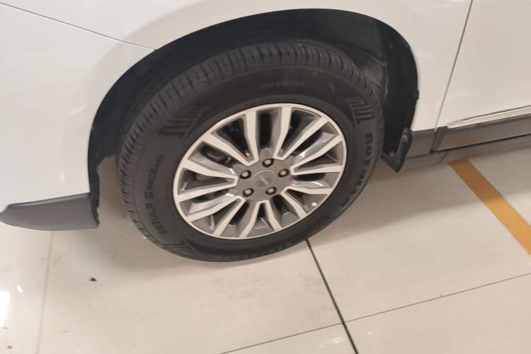 Used Haval H6 2018 Blue Label Sport Edition 1.5T Automatic Two-Wheel Drive Elite Model Left Front Wheel Hub
