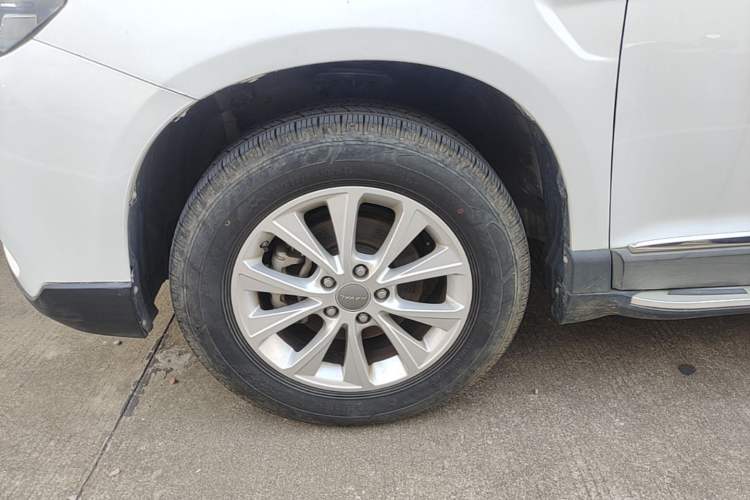 Used Haval H6 2018 Sport Edition 1.5T Automatic Two-Wheel Drive Elite Model China V Standard Left Front Wheel Hub