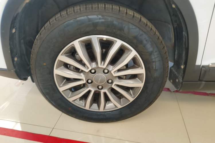 Used Haval H6 2018 Red-Label Sport Edition 1.5T Automatic Two-Wheel Drive Elite Model Left Front Wheel Hub