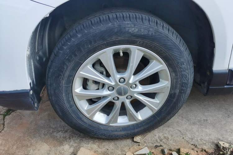 Used Haval H6 2018 Blue Label Sport Edition 1.5T Automatic Two-Wheel Drive Elite Model Left Front Wheel Hub