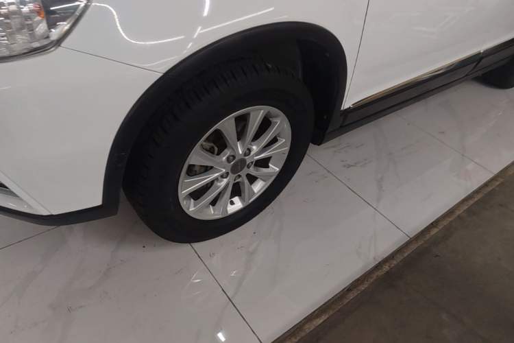 Used Haval H6 2018 Sport Edition 1.5T Automatic Two-Wheel Drive Elite Model China V Standard Left Front Wheel Hub