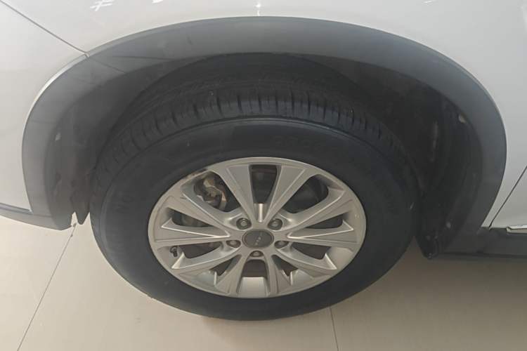 Used Haval H6 2018 Red-Label Sport Version 1.5T Manual Two-Wheel Drive Elite Model Left Front Wheel Hub